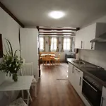 Apartment Gaestehaus Am Ploenlein *