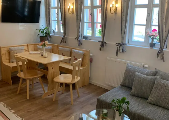 アパート ガストハウス アム プレーンライン