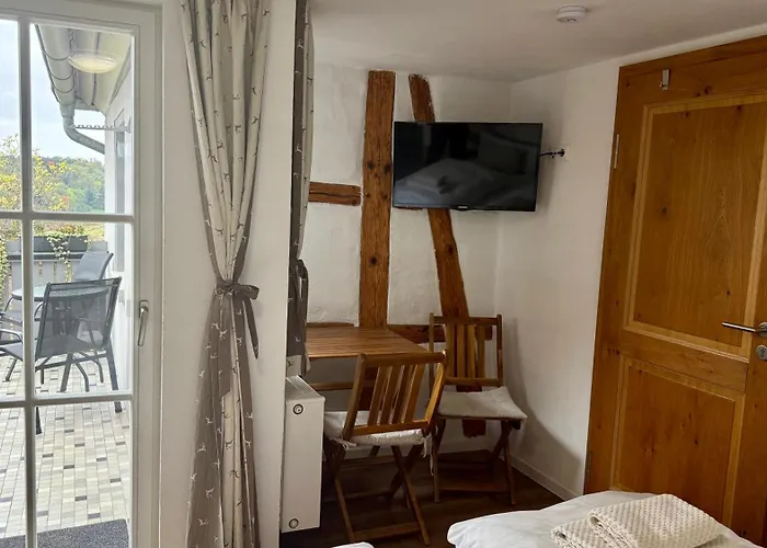 アパート ガストハウス アム プレーンライン